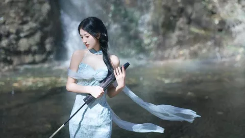 女子维修暖气被亲脸